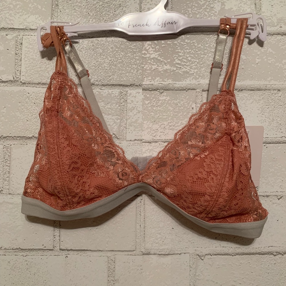 NWT French affair blush pink bra